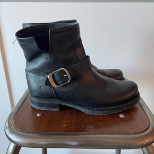 Frye Veronica bootie
